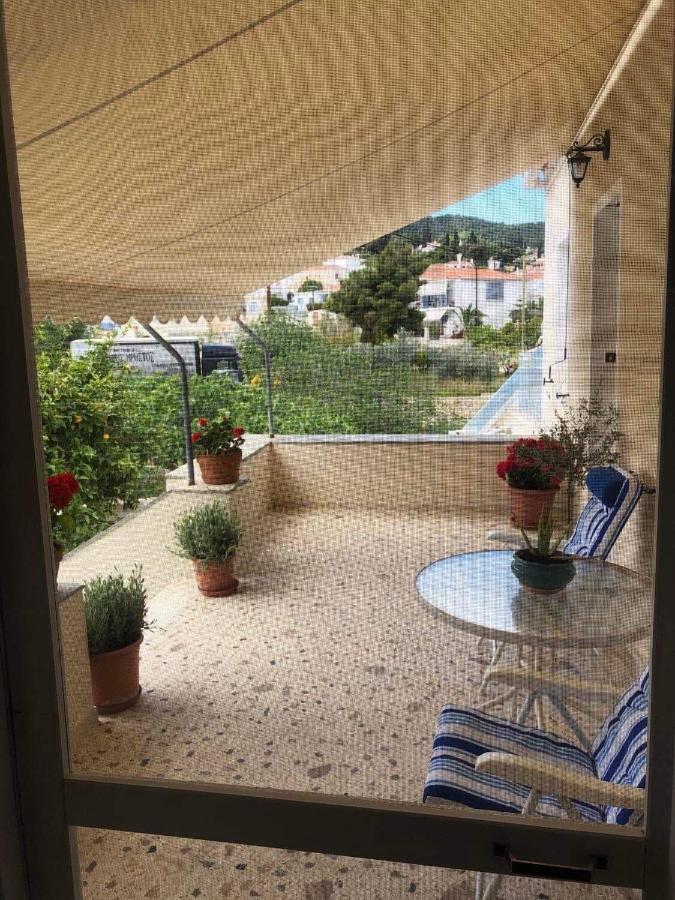 Apartamento Laluzaki Spétses Exterior foto